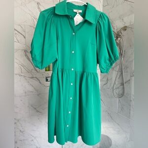 Entro green button front dress. Size small. New with tags